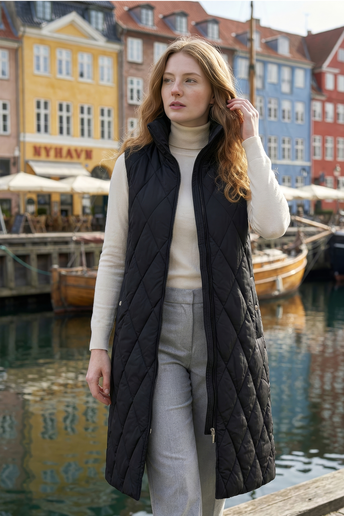 Kadın Siyah Uzun Kapitone Yelek