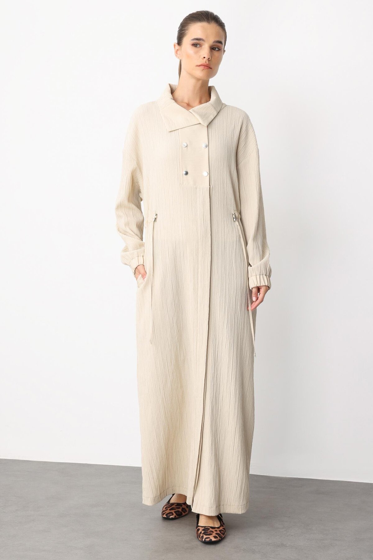 Y Yaka Ply-Cupra Garni Detaylı Spor Elbise Kap Ferace-Bej