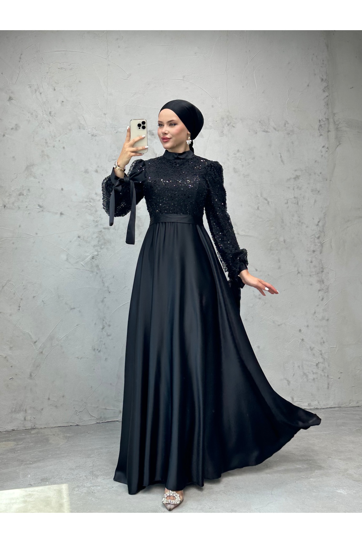 Pul Payet Detay Saten Abiye Siyah