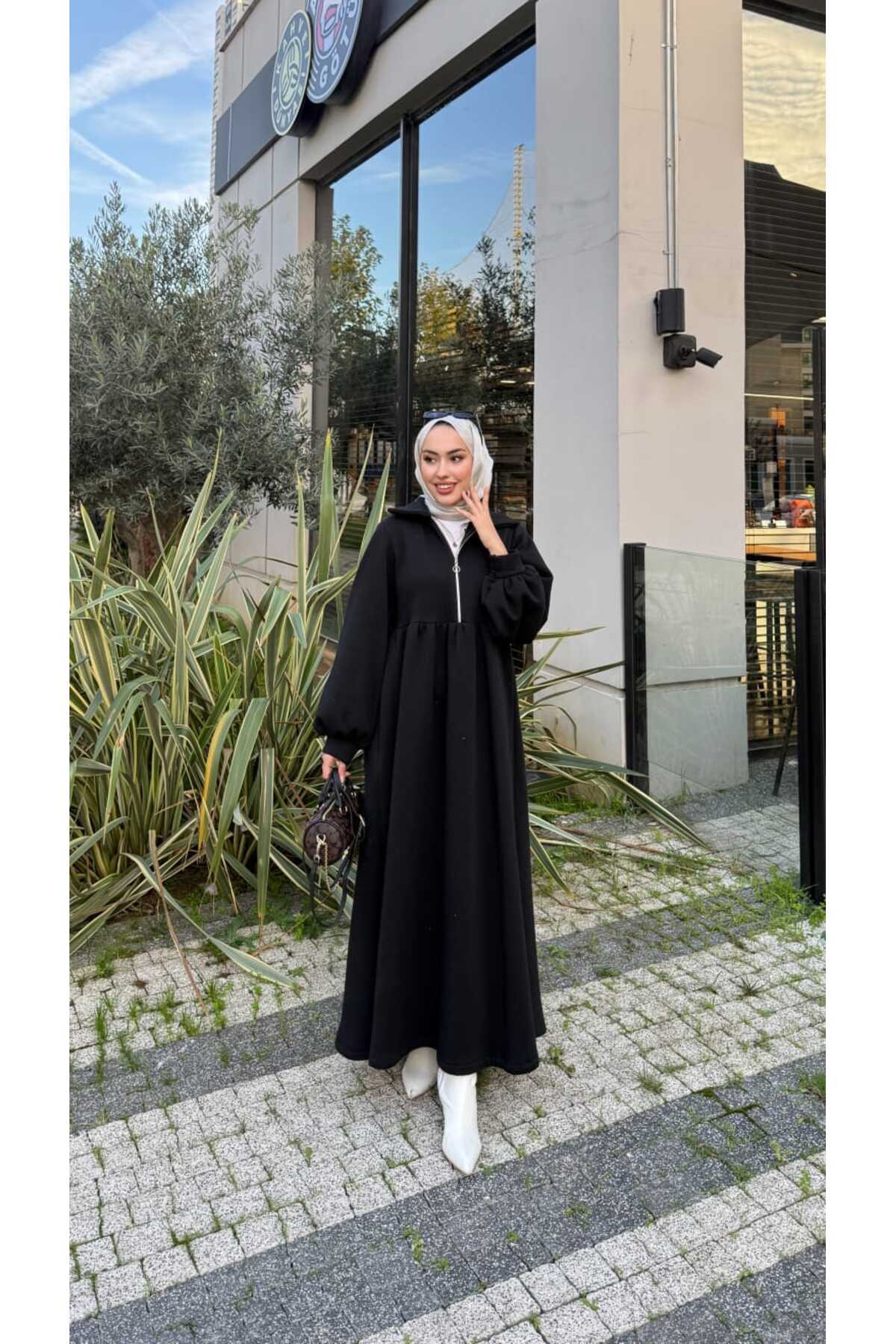 TESETTÜR 3 İPLİK ELBİSE