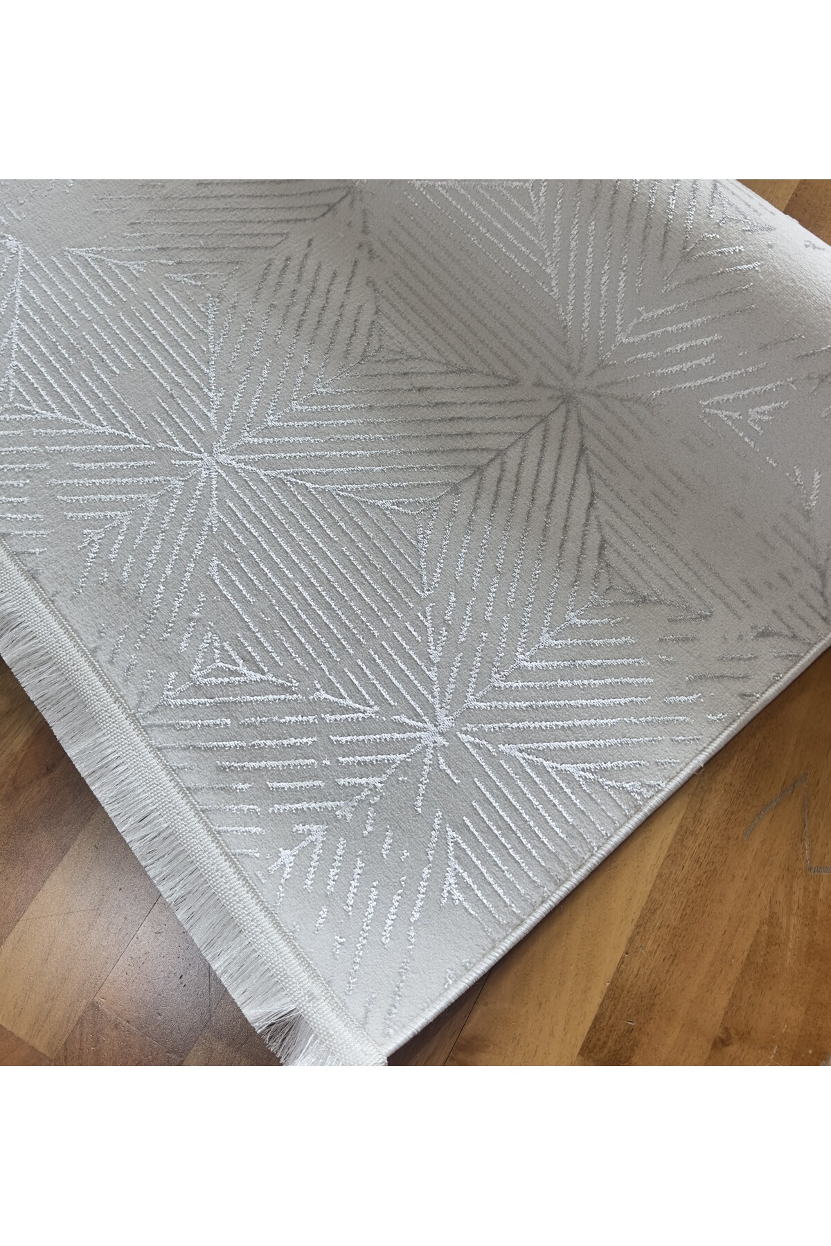 Krem Açık Gri Saten Bambu İnce Sık Dokuma Parlak Yüzey Kaymaz Özel Kesme Salon Koridor Halı Yolluk