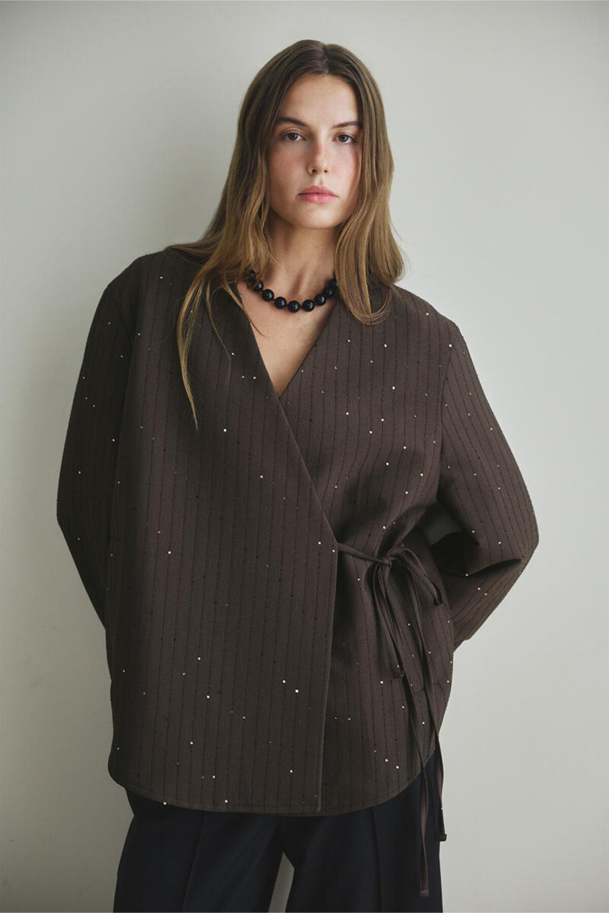 KAHVERENGİ IŞILTILI KİMONO MONT