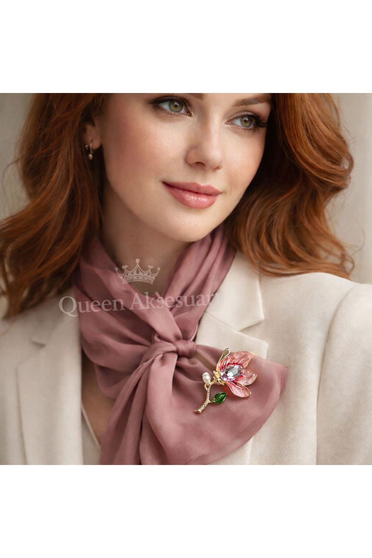 kristal taşlı incili sedefli pembe çiçek altın metal zarif broş şal fular yaka eşarp süs iğnesi