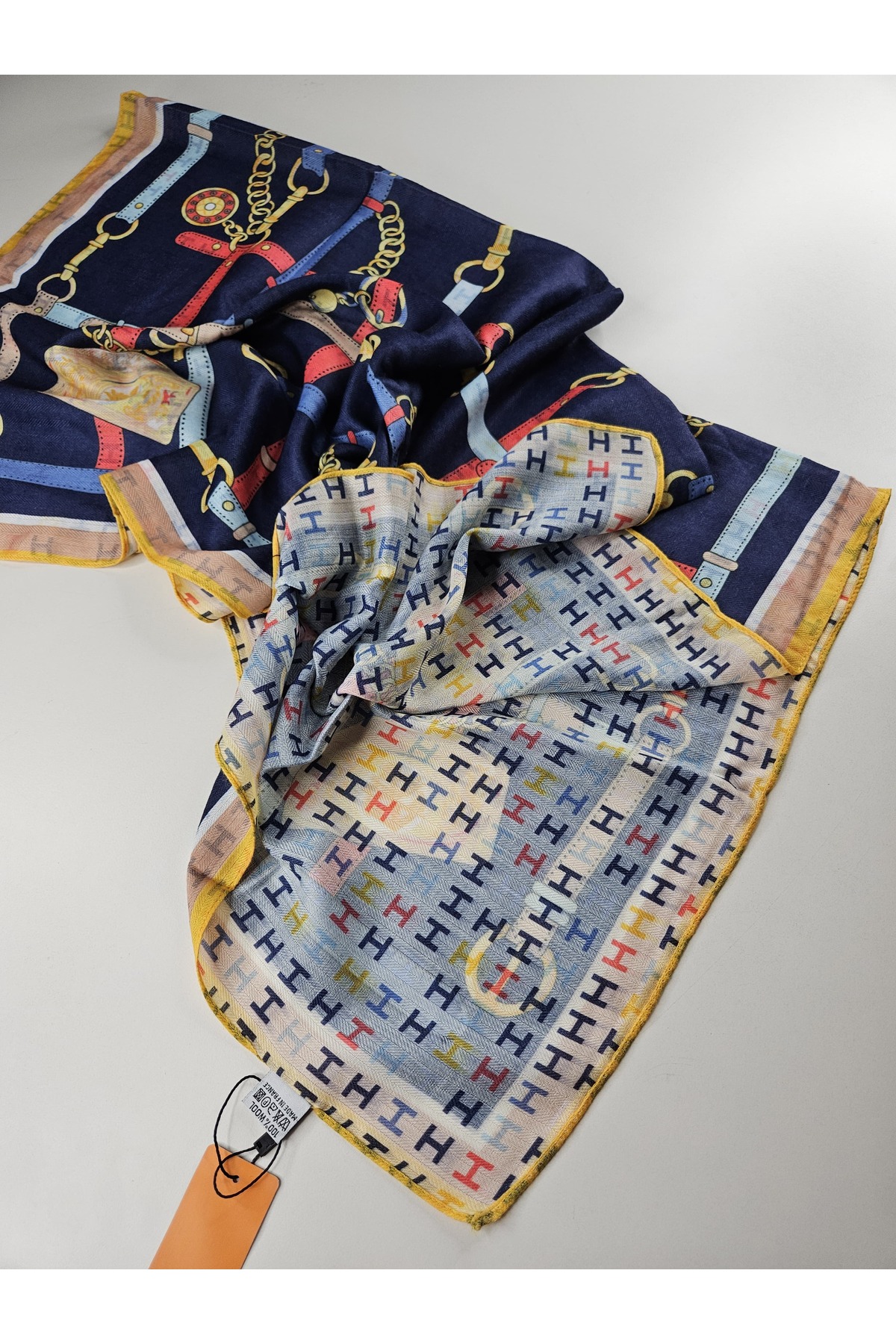 Lüks Yün Eşarp Hijab Fular Scarf Shawl H Desen 90 x 90 CM