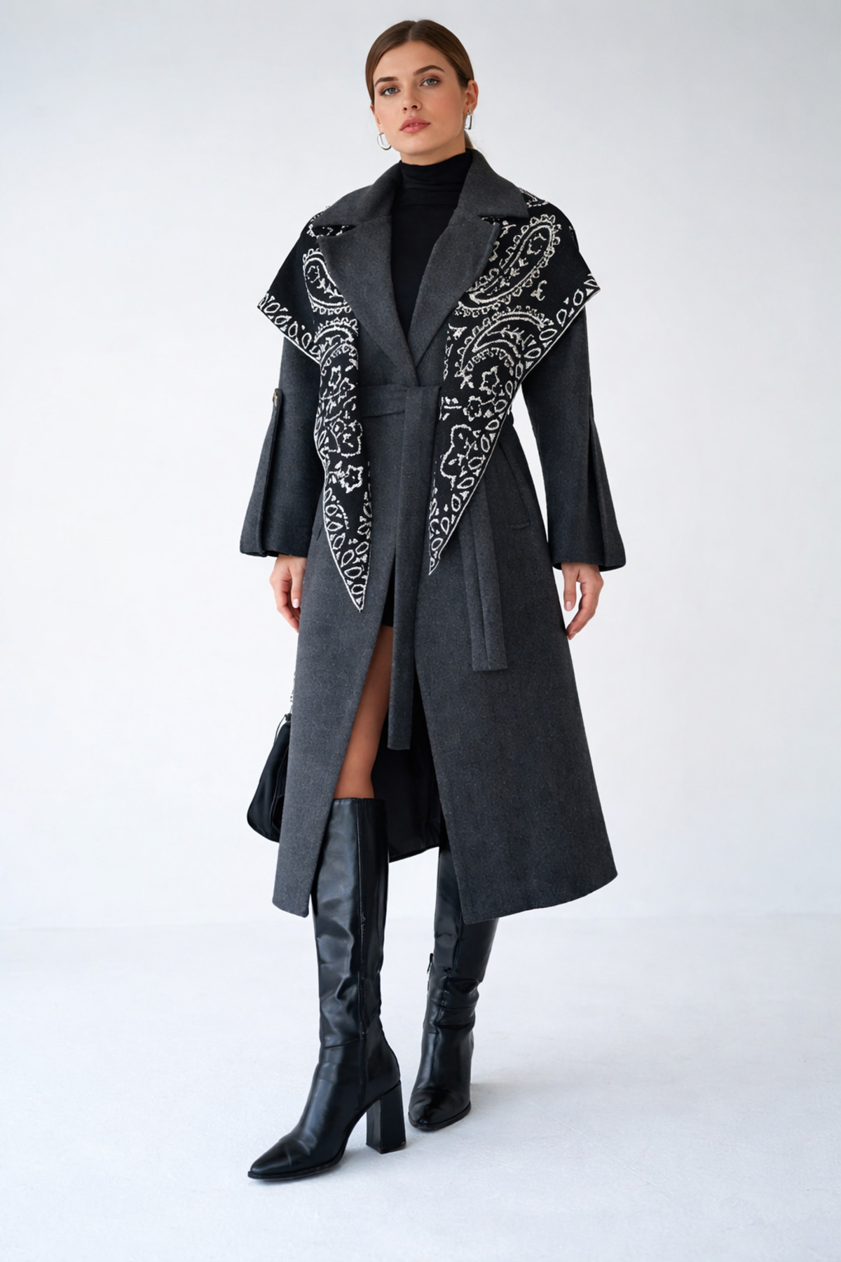 Desenli Üçgen Çift Taraflı Omuz Şalı – Kadın Triko Atkı