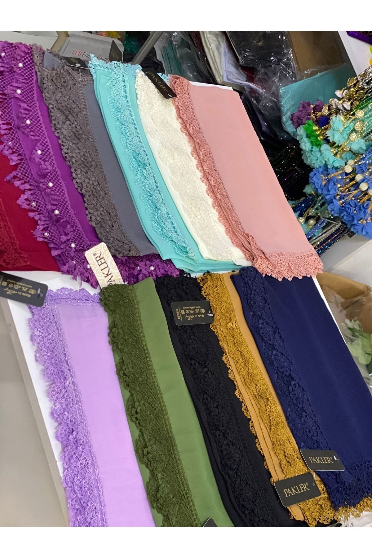 Dağıtmalık Hediyeler Oyalı Namaz Başörtüsü Ve Pleksi Isimlikli Set