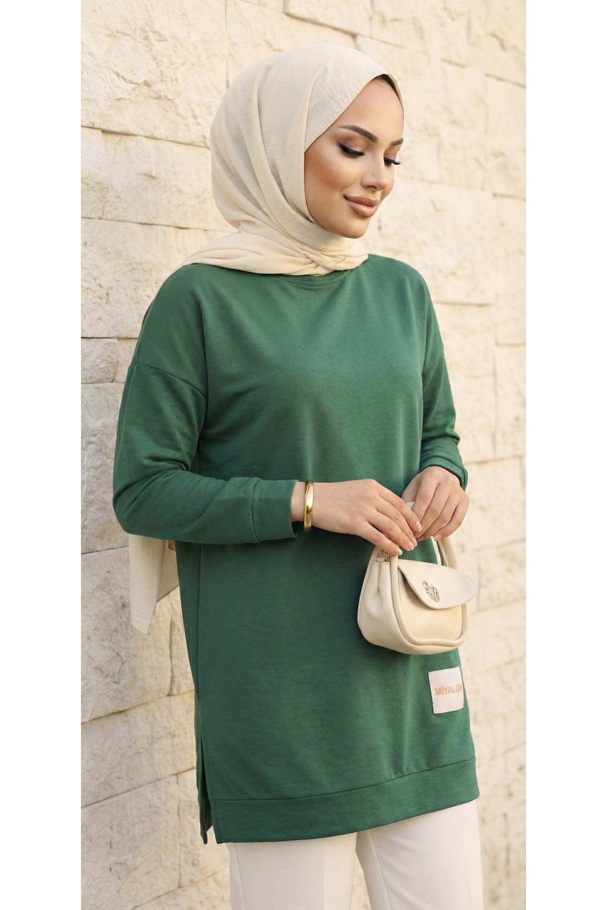 Yazlık Kadın Tesettür Bisiklet Yaka Terletmeyen Penye Kumaş Tunik Zümrüt