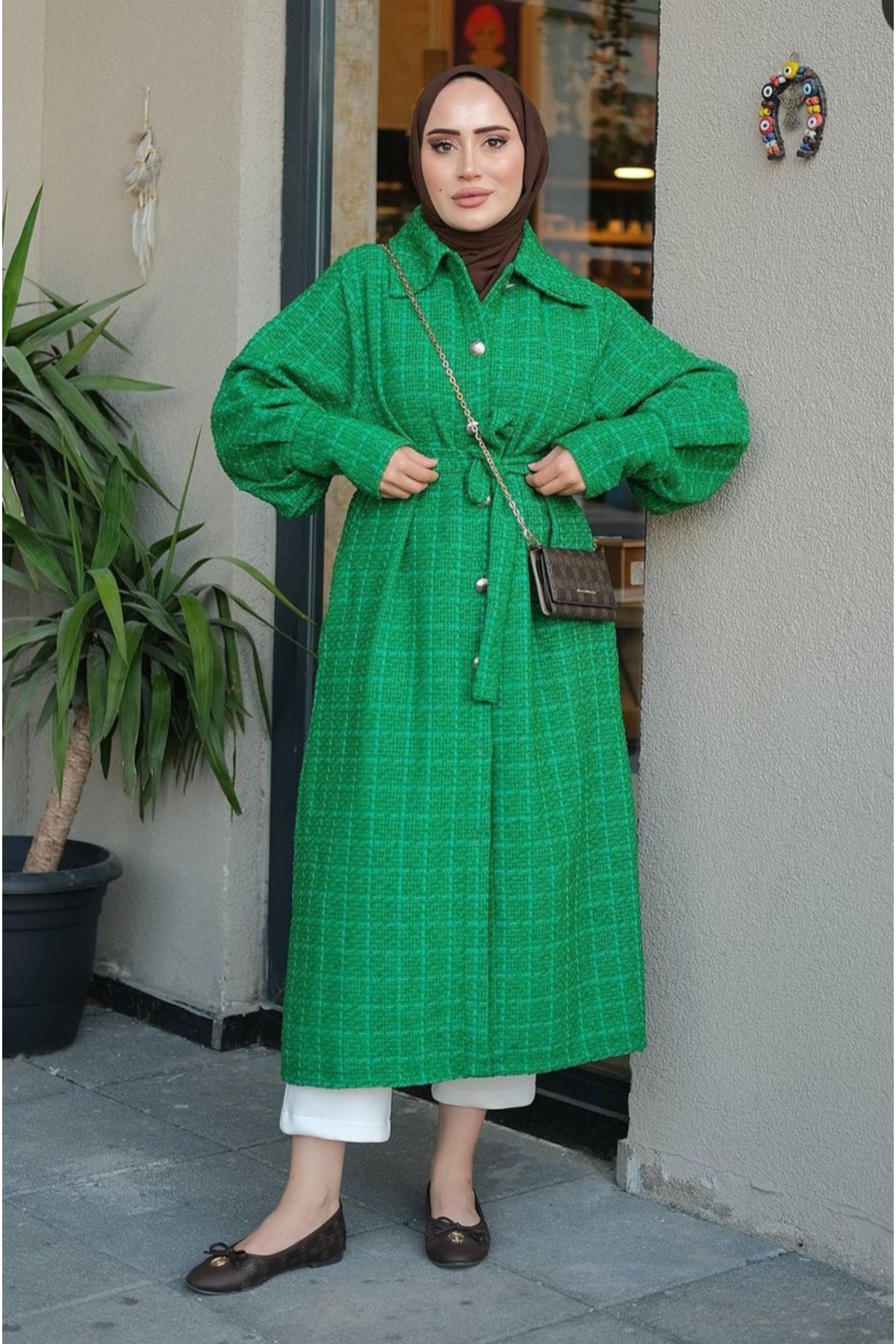 Kadın Mevsimlik Düğmeli Kuşaklı Kaban