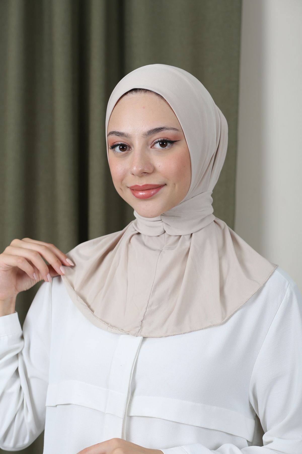 Tessetür Kadın Çıtçıtlı Hijap Bone Hazır Türban Şal Taş
