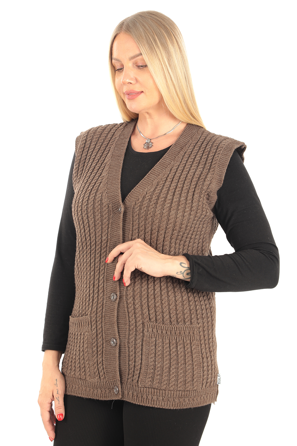 Kadın V Yaka Kışlık Kalın Yün Saç Örgü Modelli Triko Düğmeli Cepli Anne Yelek