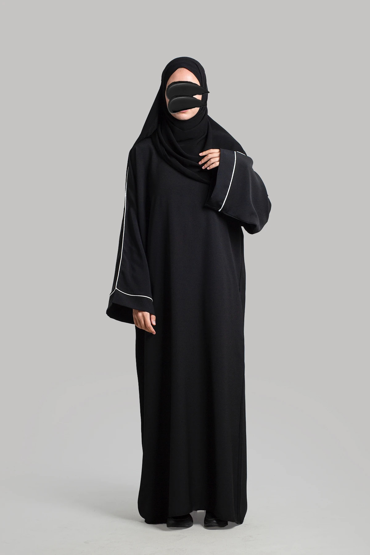 Omuzdan Biyeli Ferace - Siyah