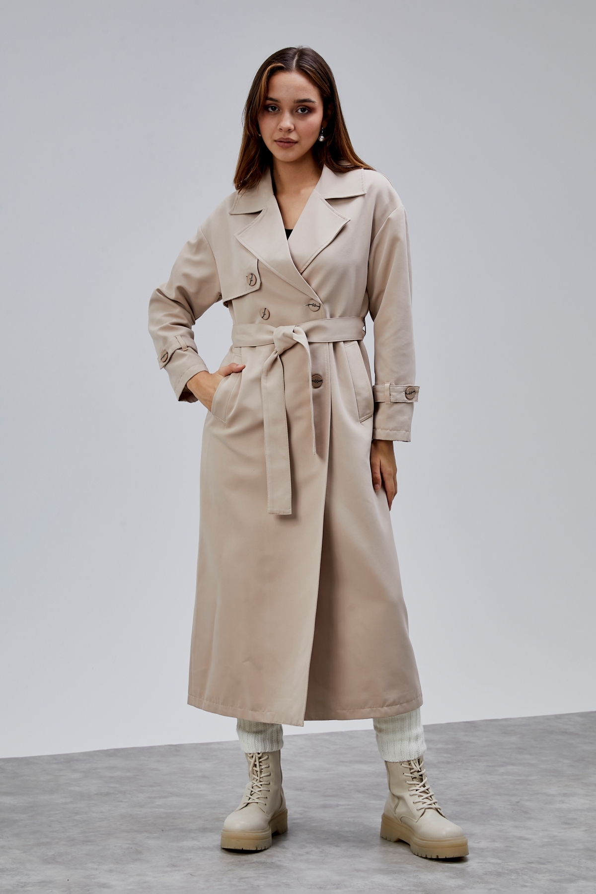 Oversize Rüzgarlık Detaylı Trençkot