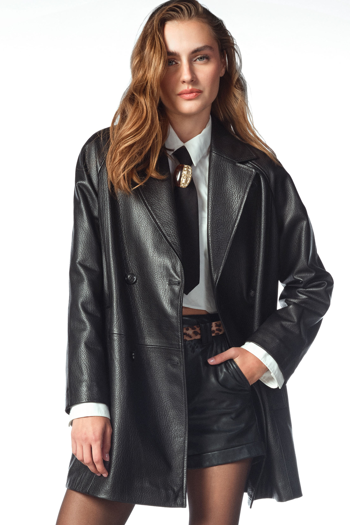 Wendy Kadın Siyah Kruvaze Yaka Uzun Deri Ceket 25SGD52912H