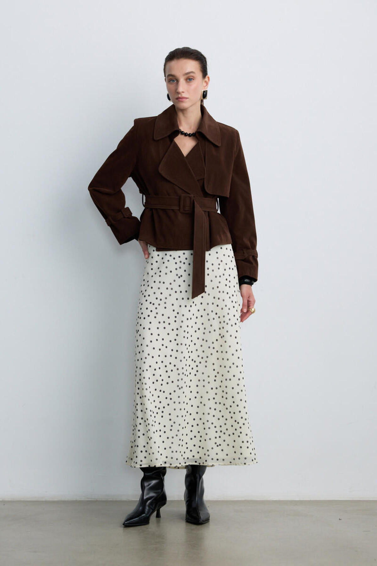 EKRU PUANTİYE DESENLİ ETEK