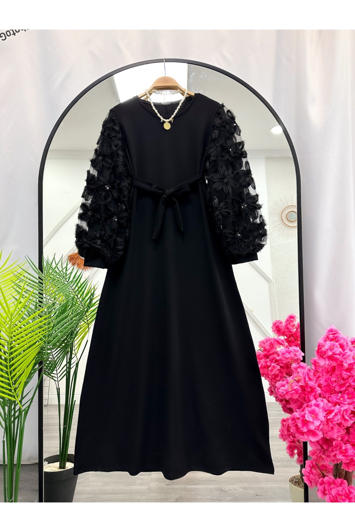 Kolları Tül Çiçekli Elbise 4686