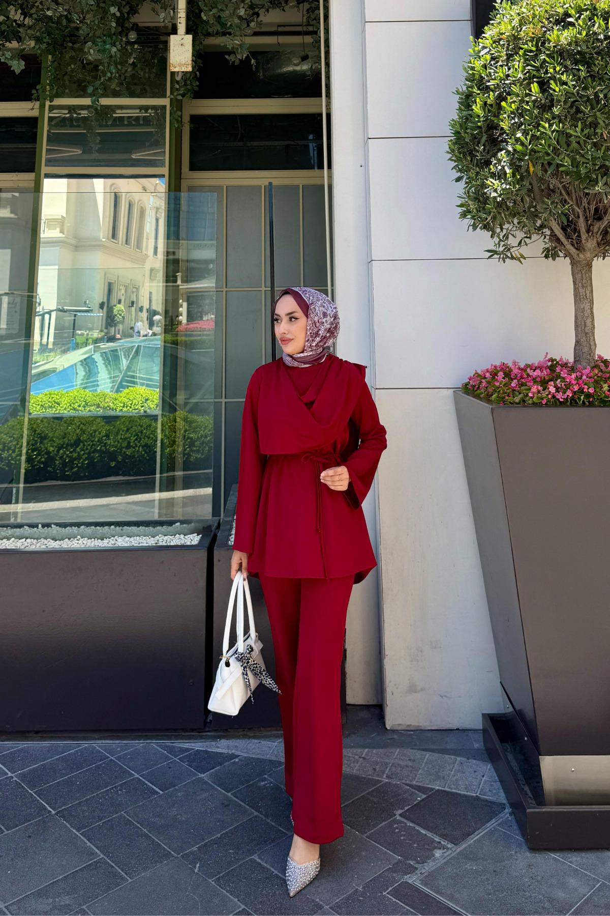 Önü Drapeli Loş Tesettür Bordo Takım