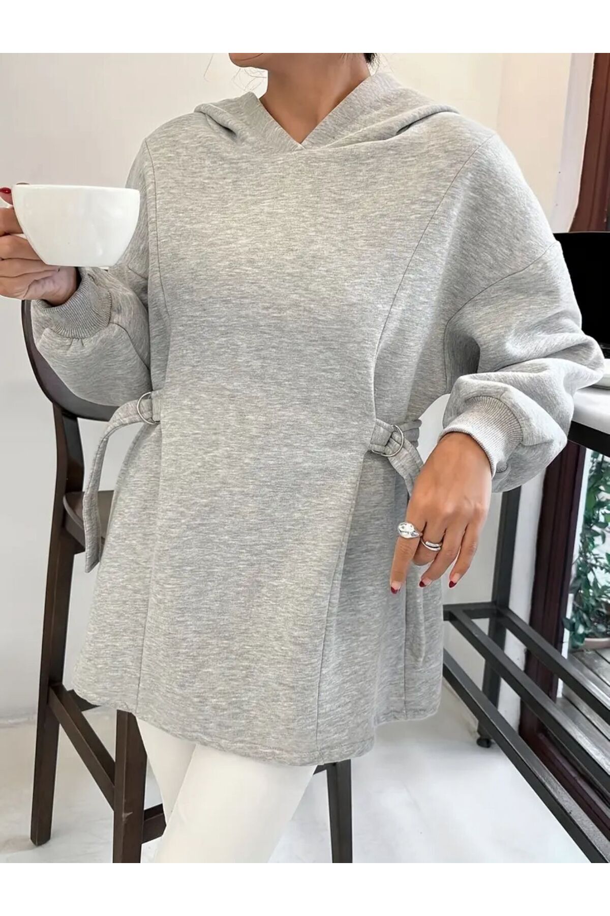 Kadın Kapüşonlu Özel Tasarım Kuşaklı Gri Sweatshirt