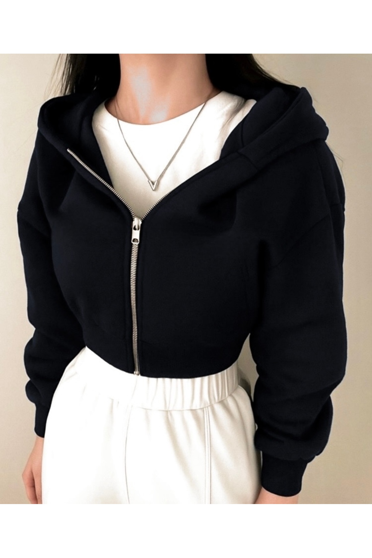 Siyah Fermuarlı Kapüşonlu Crop Sweatshirt Hırka