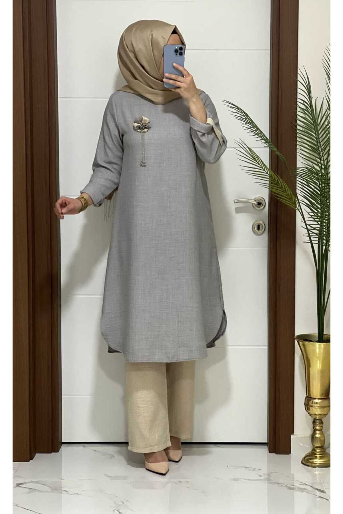 7750 K35 GRİ BROŞ HEDİYELİ BAHAR TUNİK